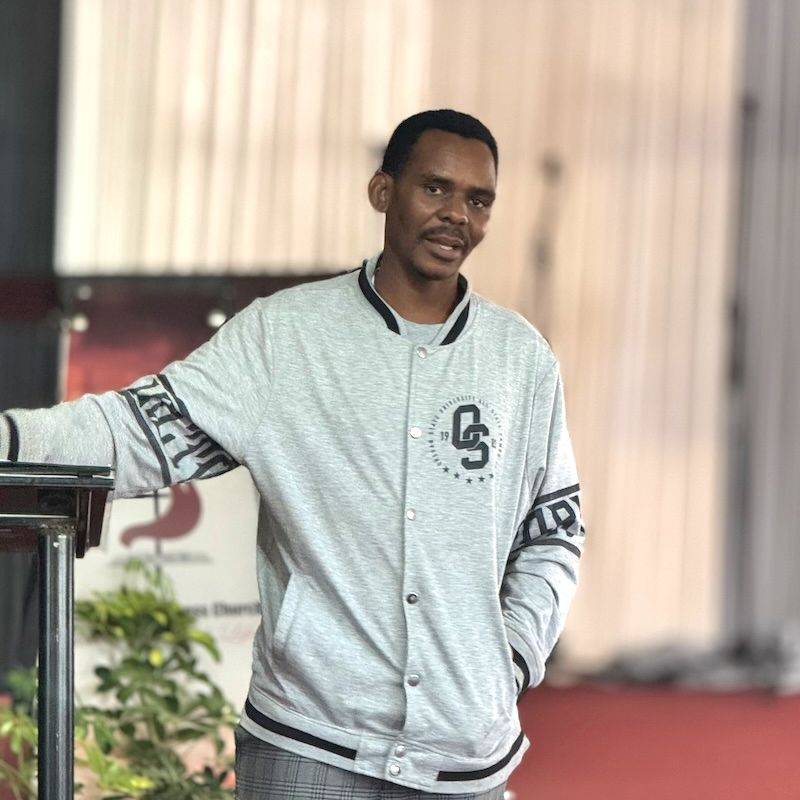 God Ignites Confidence: Powerful Guidance for Fearless Spiritual Leadership